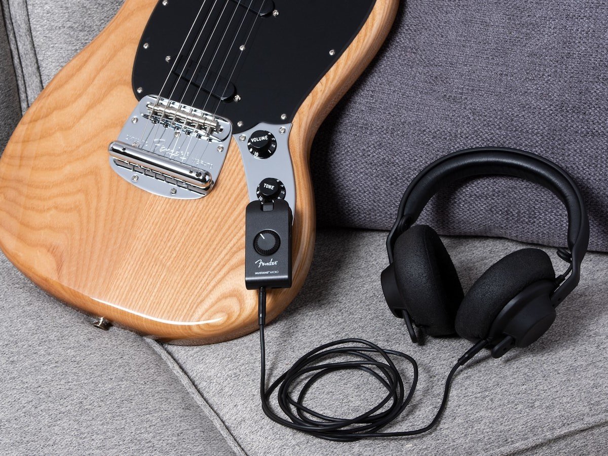 fender mustang micro guitar headphone amp black